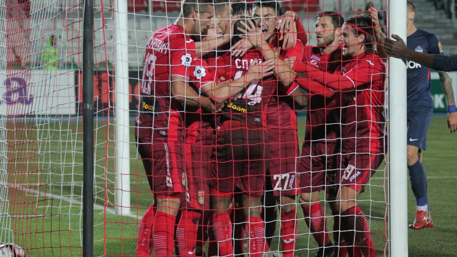 Олег Яровиков