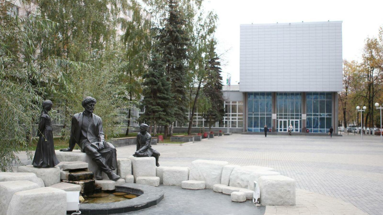 Олег Яровиков