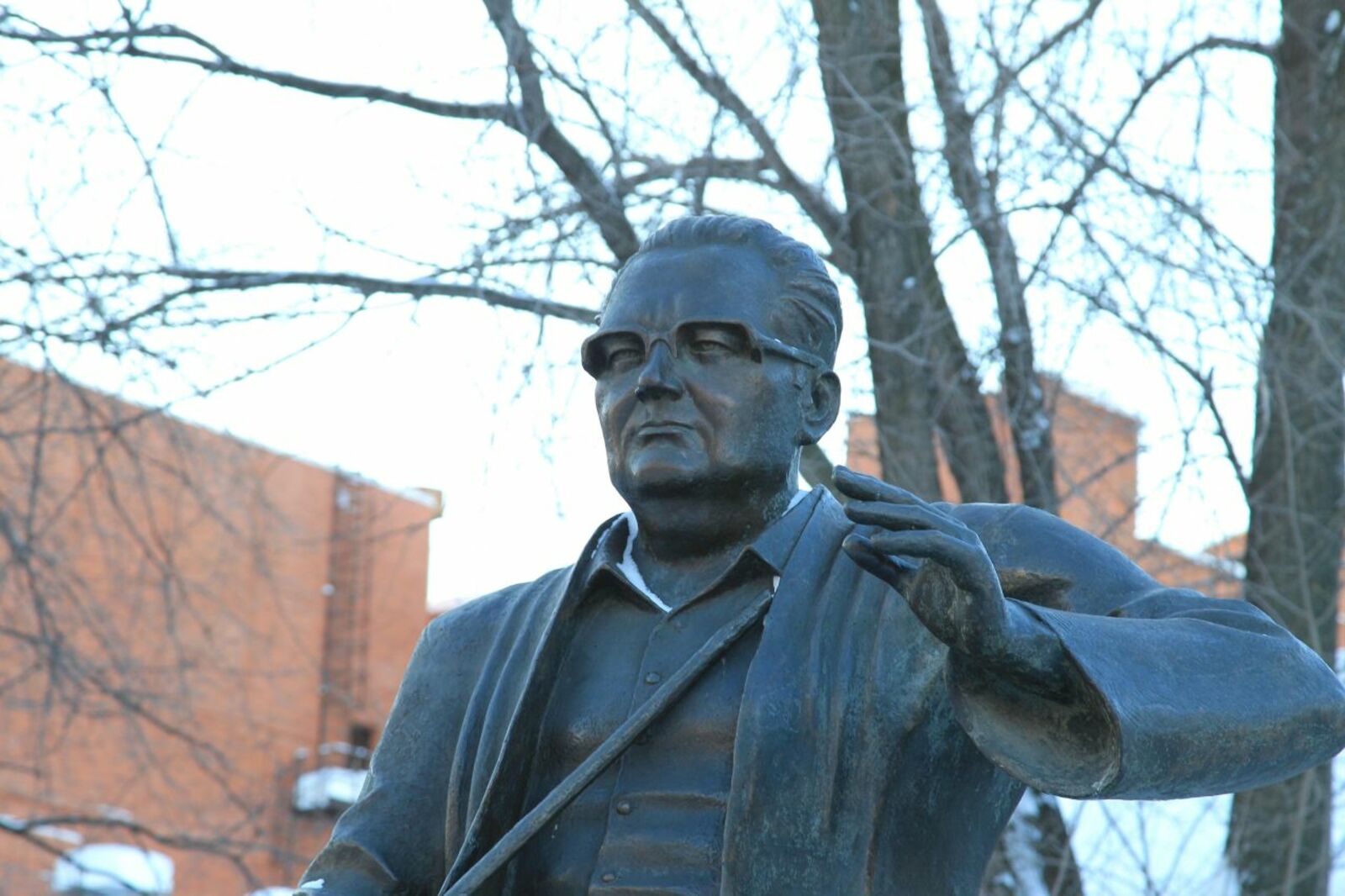 Олег Яровиков