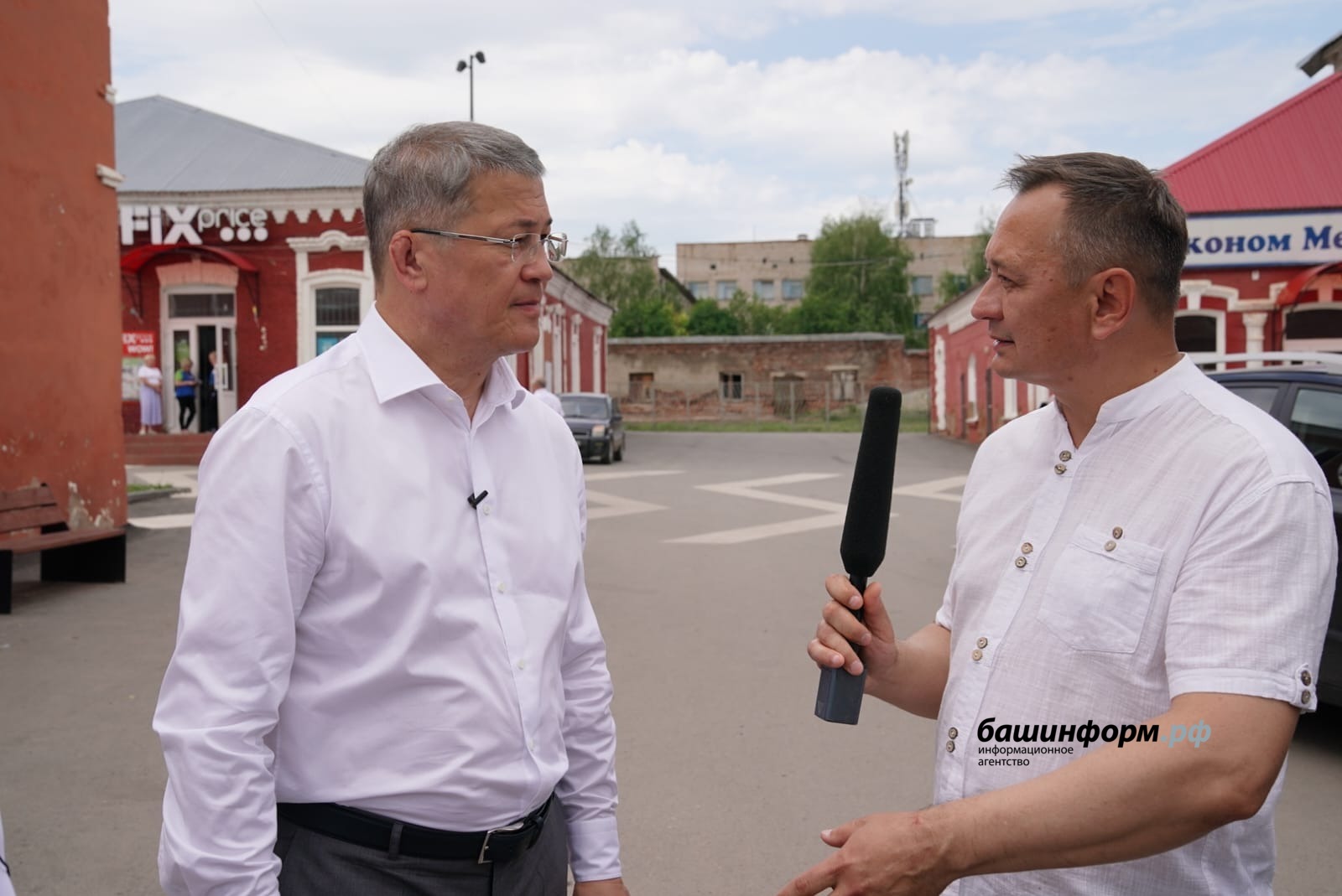 Олег Яровиков