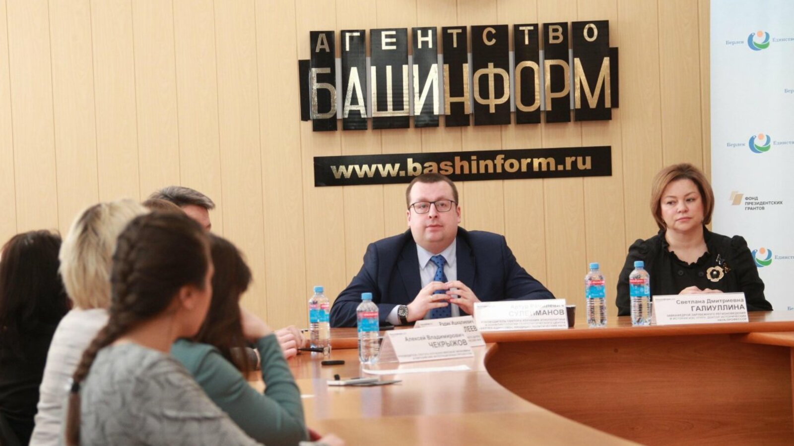 Олег Яровиков