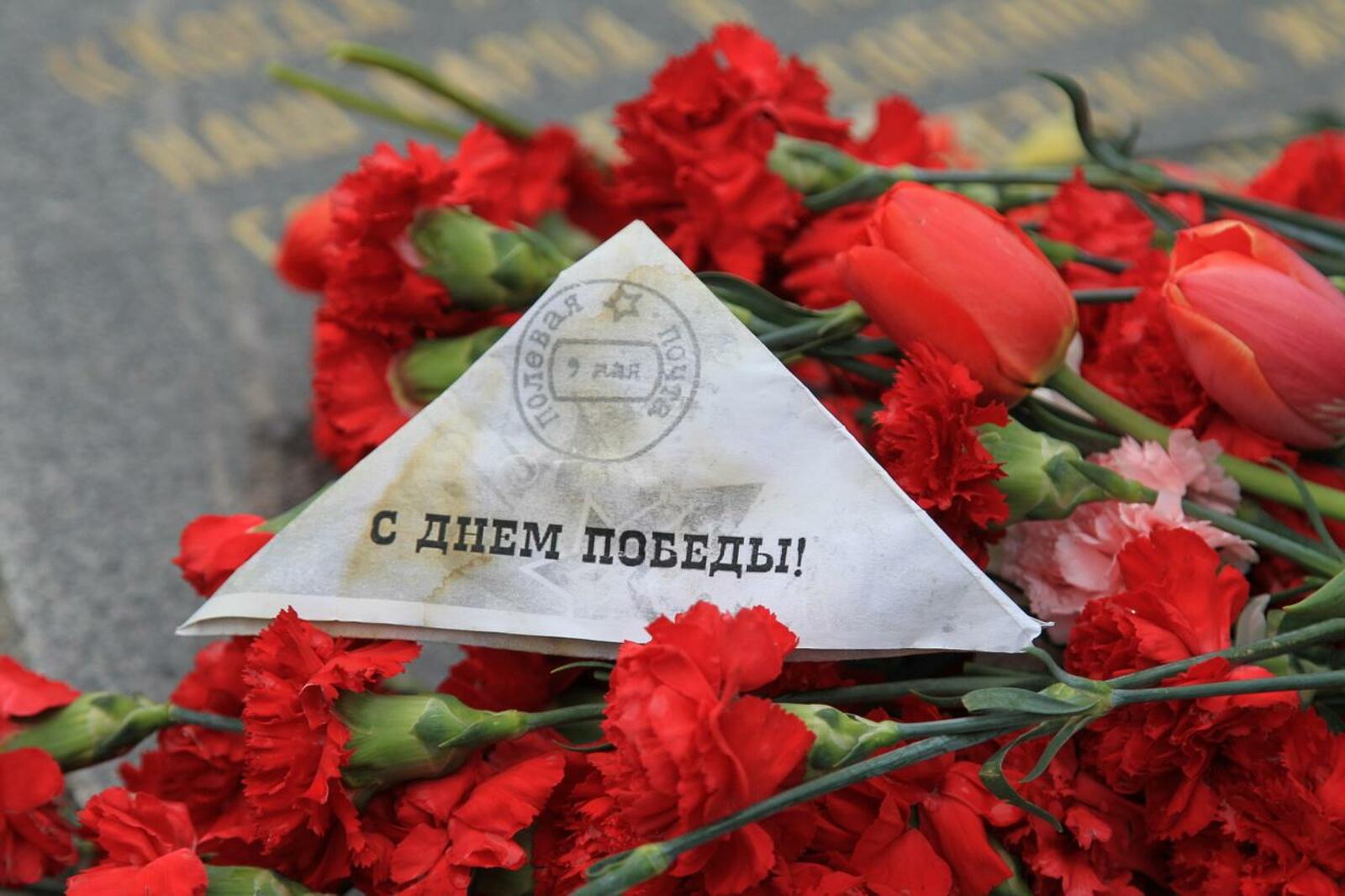 Олег Яровиков
