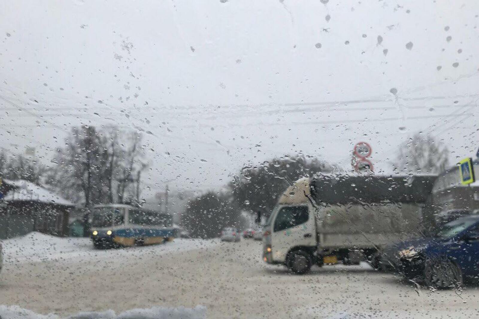 автор