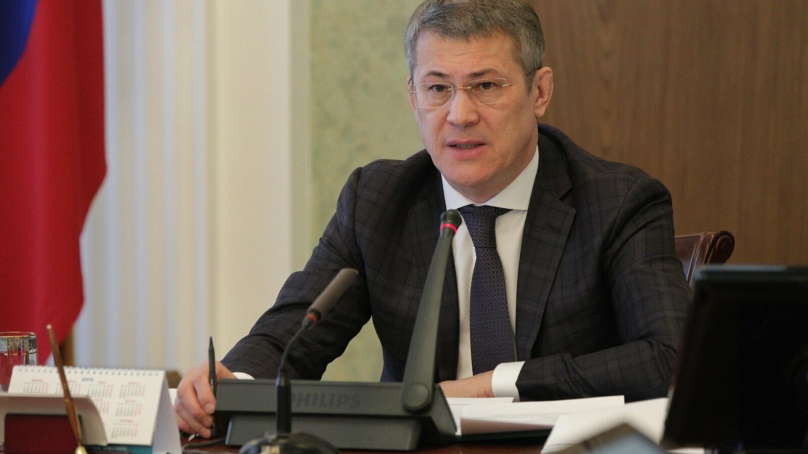 Олег Яровиков