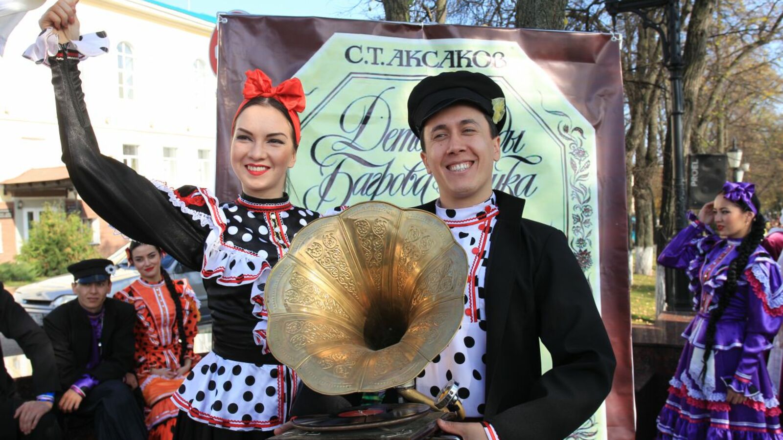 Олег Яровиков