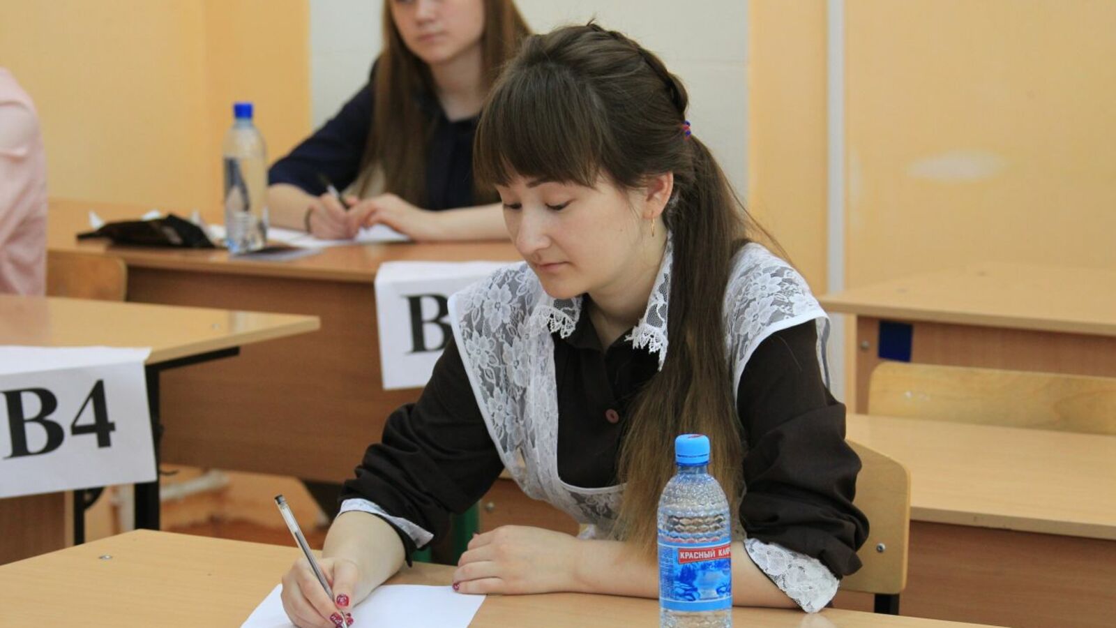 Олег Яровиков