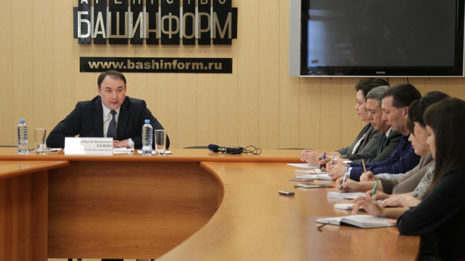 Олег Яровиков