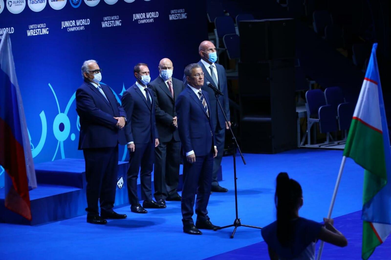 Валерий Шахов, Олег Яровиков