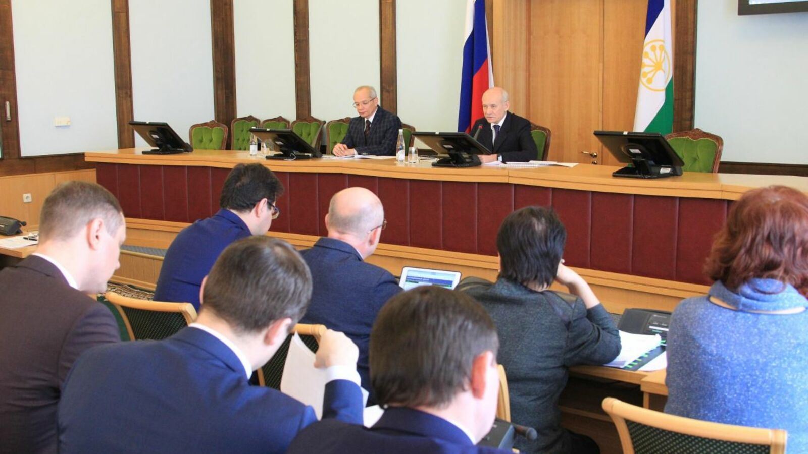 Олег Яровиков