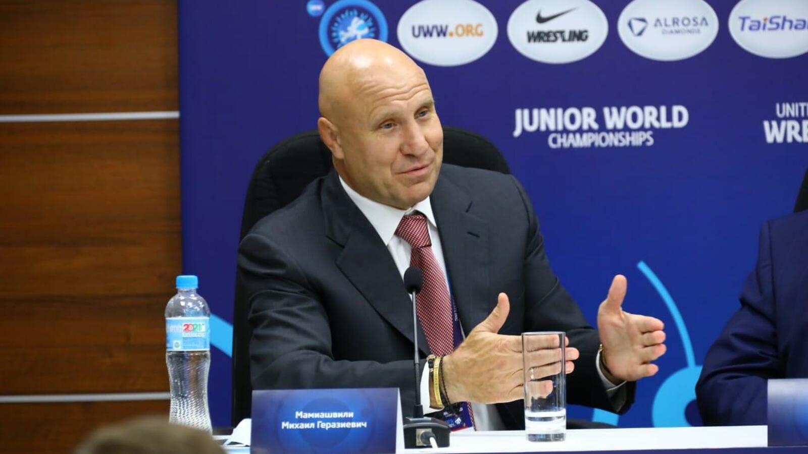 Валерий Шахов, Олег Яровиков