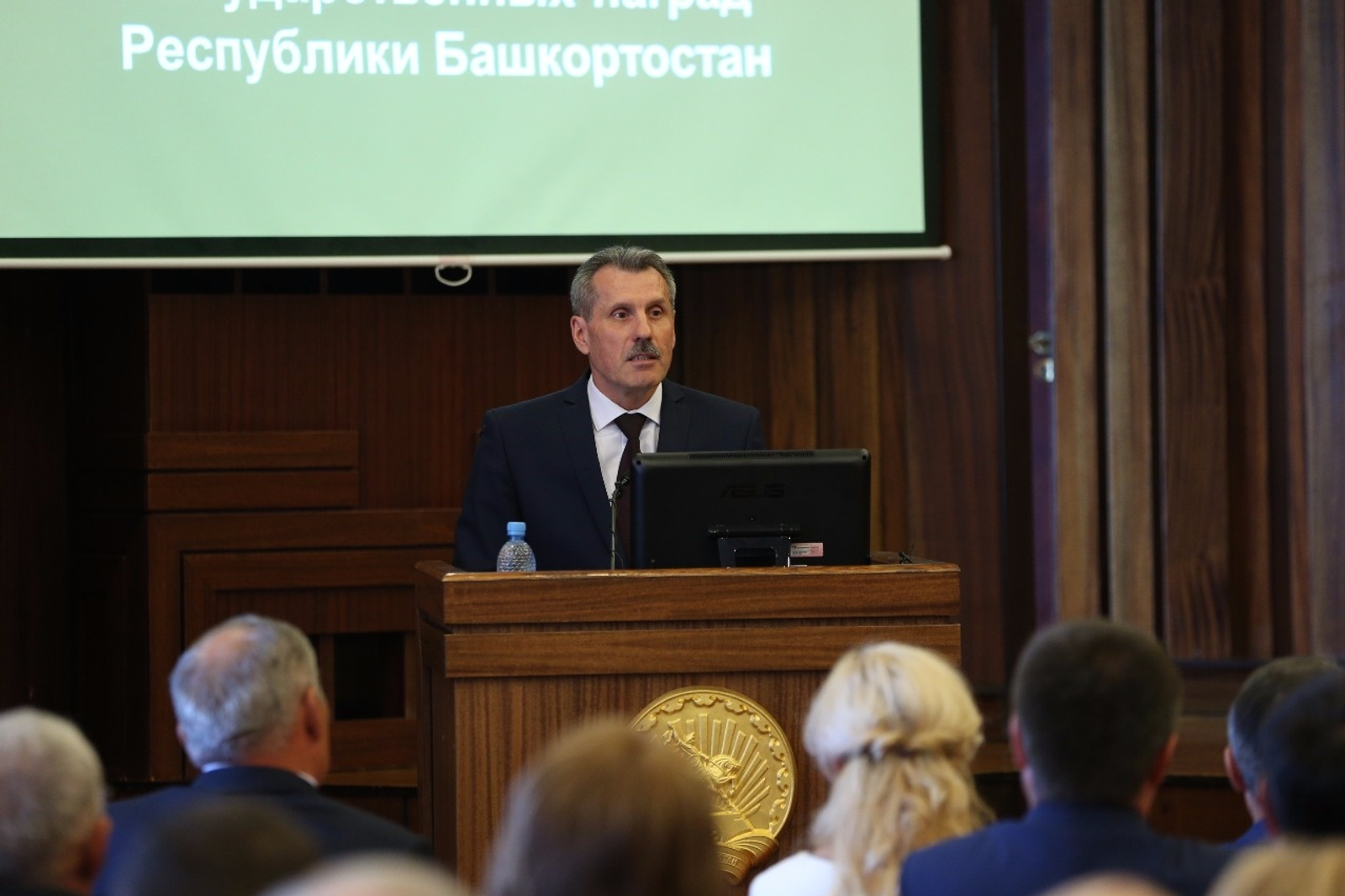 Эдуард Дилмөхәмәтов