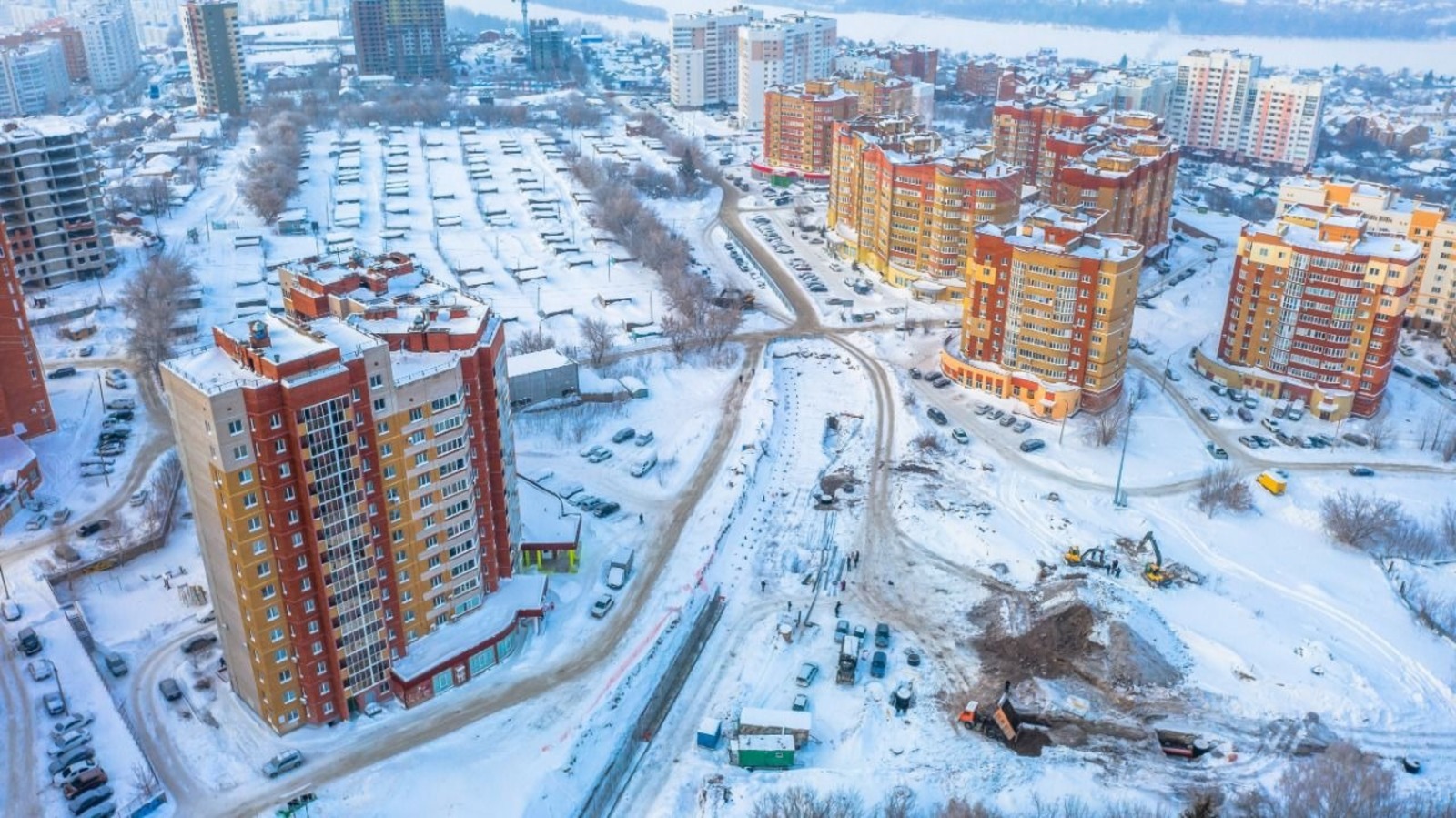 На реконструкцию и строительство дорог по нацпроекту Уфа в 2023 году получит 2,3 миллиарда рублей