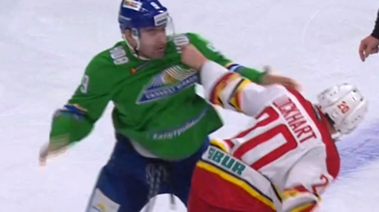 Стоп-кадр видео КХЛ