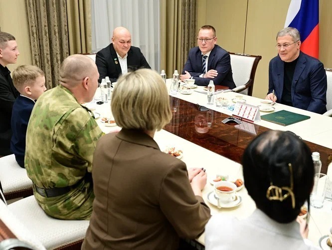 Азат Мухамедьянов  glavarb.ru