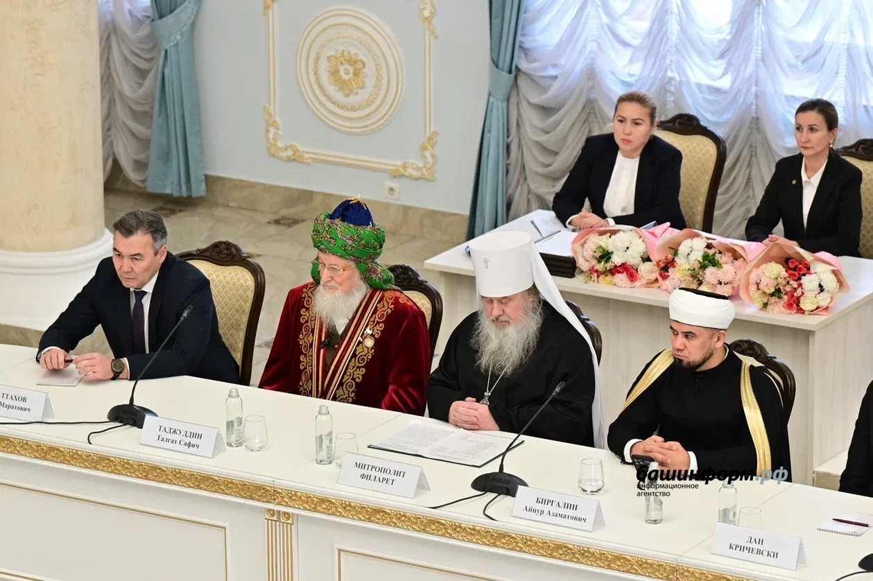 Азат Мухамедьянов пресс-служба  Главы РБ