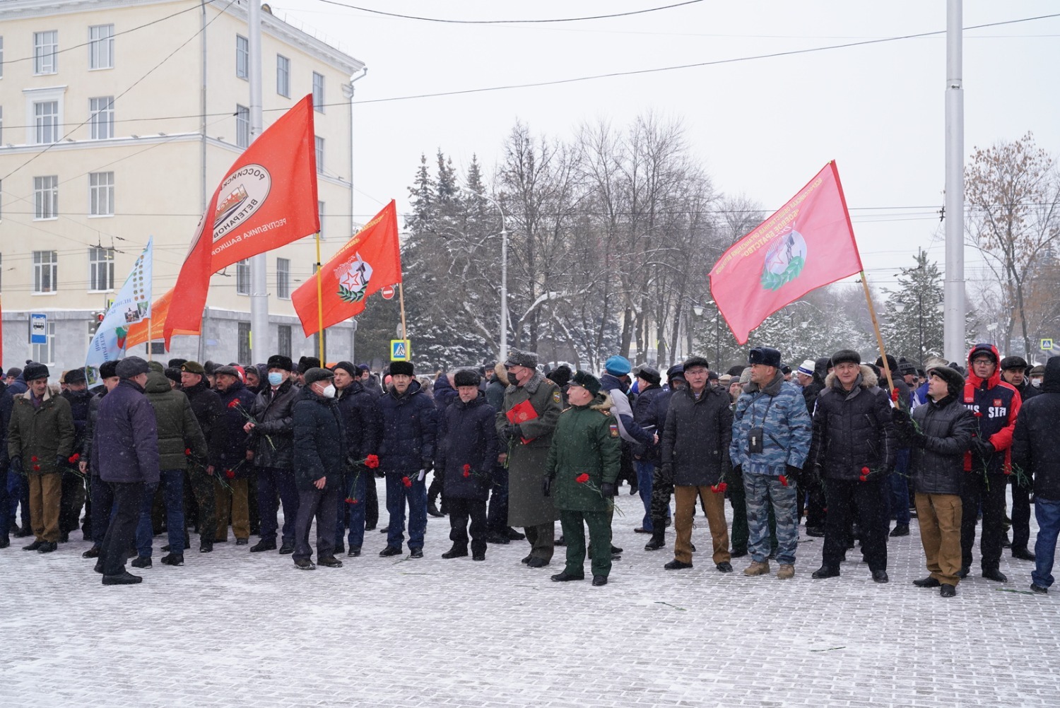 Олег Яровиков