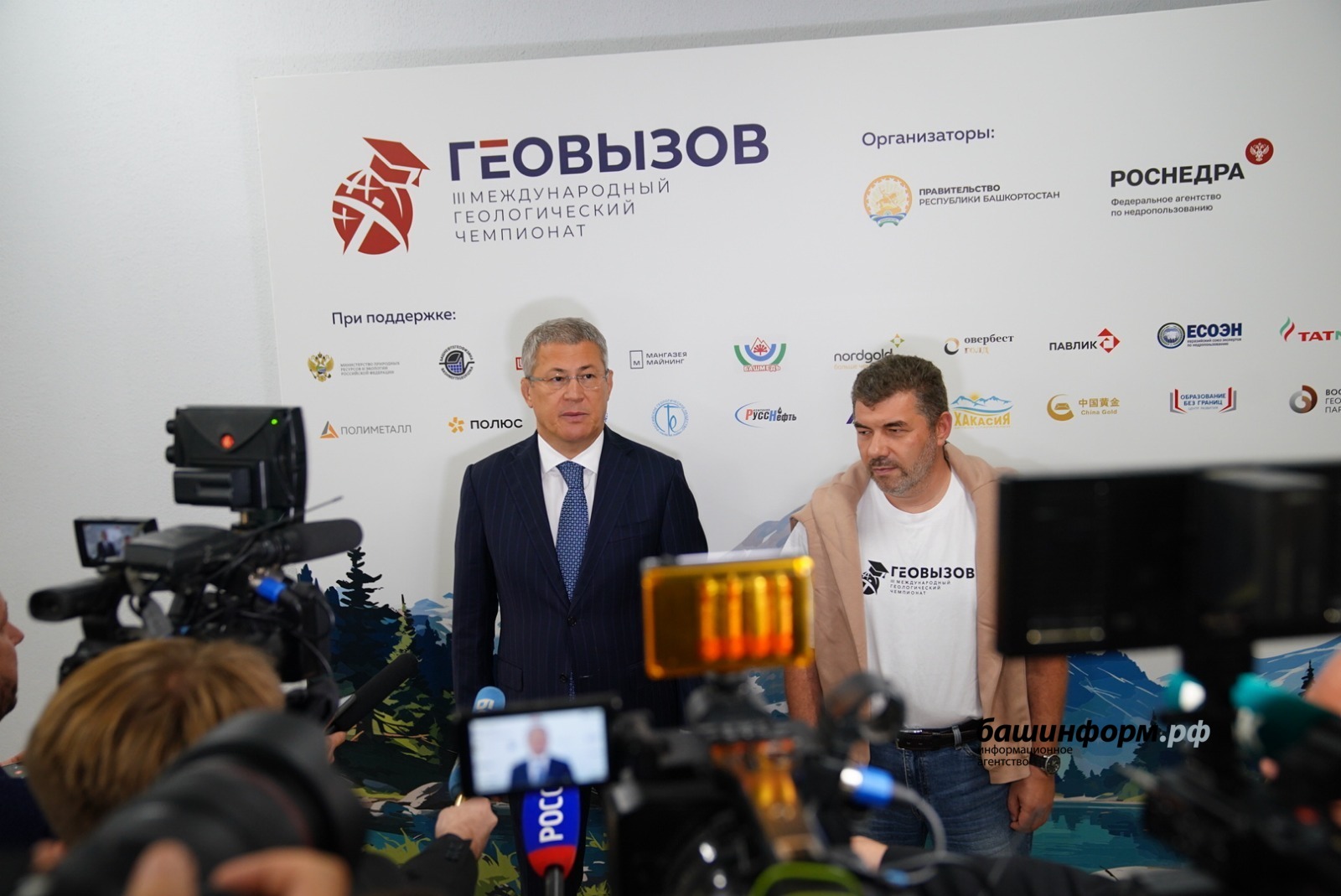 Олег Яровиков