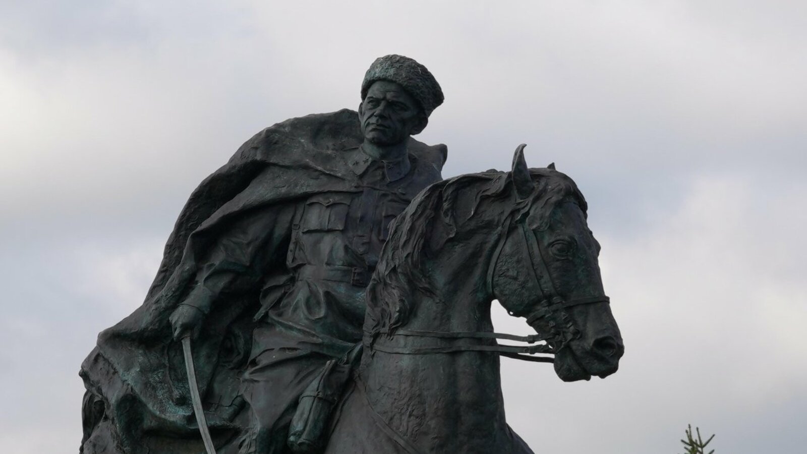 Олег Яровиков