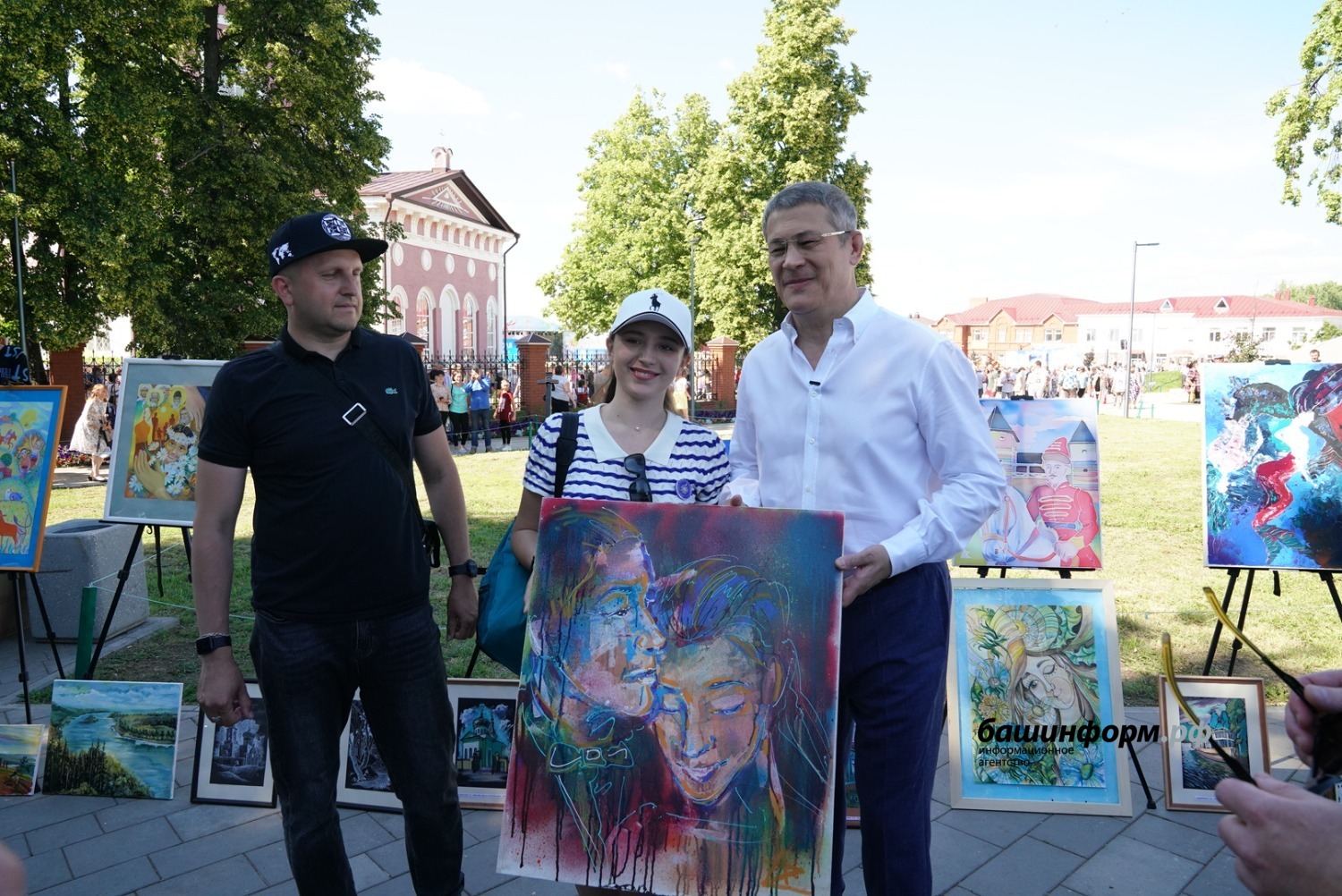 Олег Яровиков