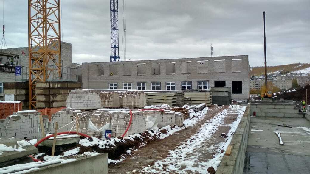 В Башкортостане продолжается строительство новой школы по нацпроекту