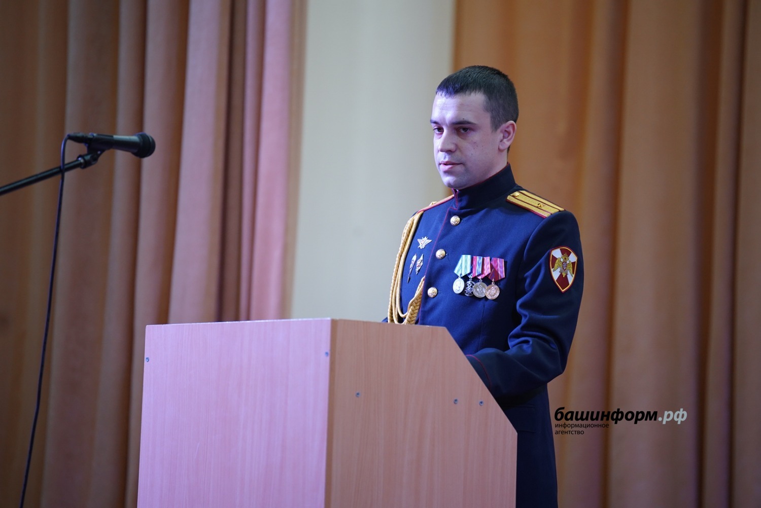 Олег Яровиков