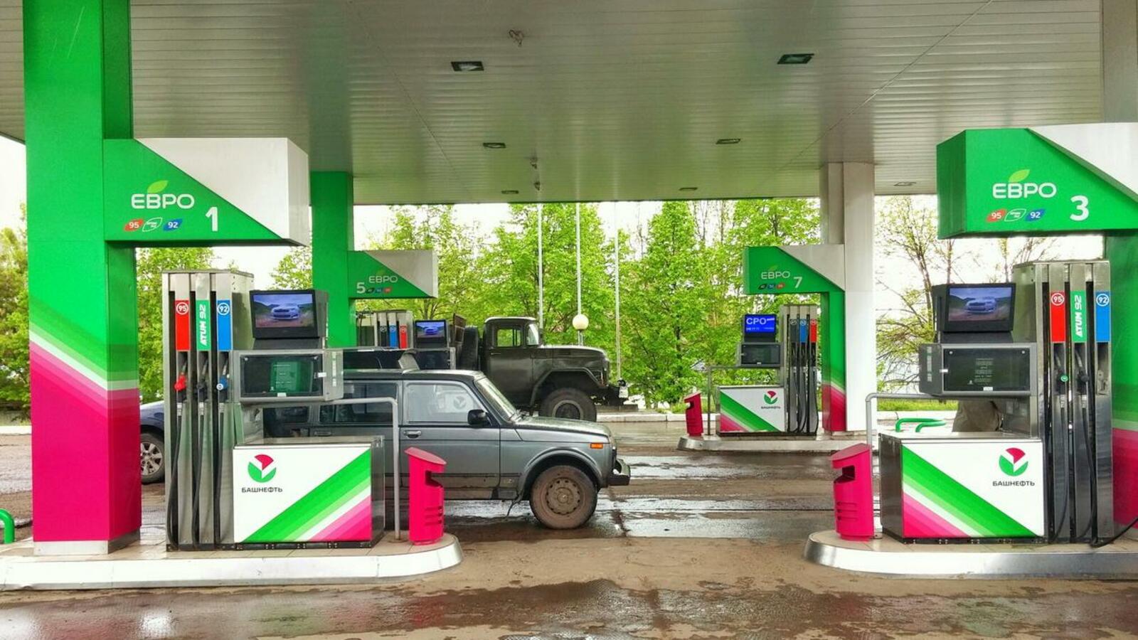 Андрей Старостин