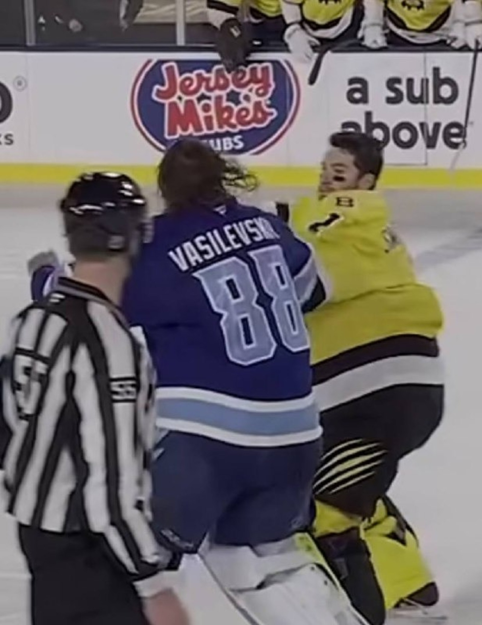 скриншот видео соцсети клуба