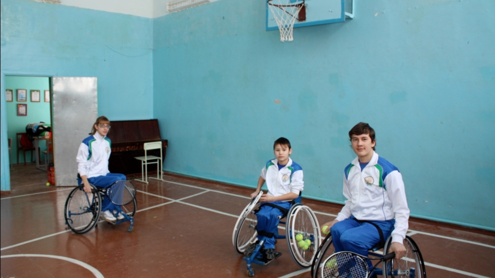 Андрей Старостин