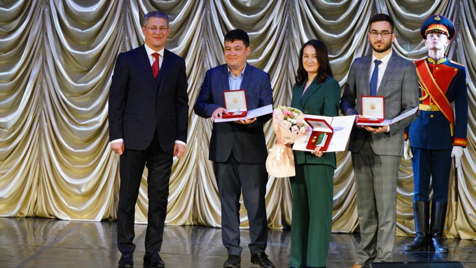 Олег Яровиков