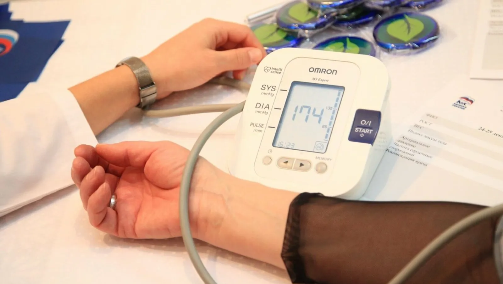 Олег Яровиков