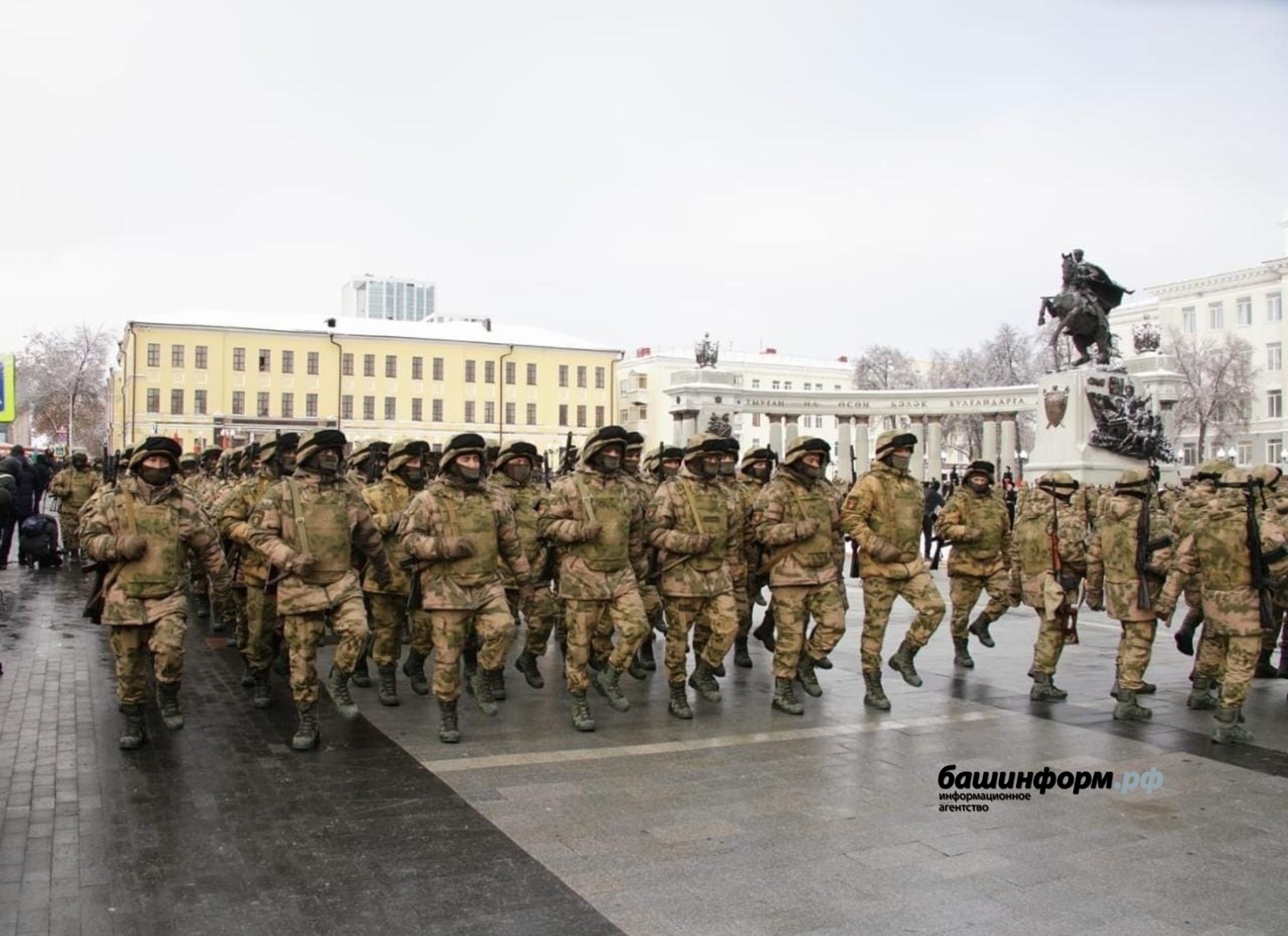 Олег Яровиков