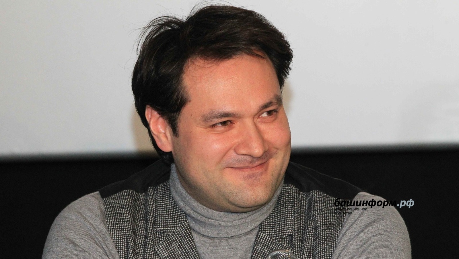 Олег Яровиков