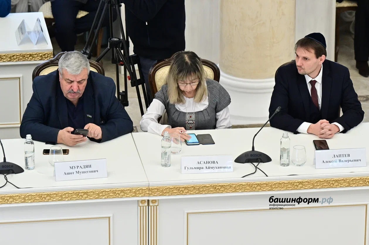 Азат Мухамедьянов пресс-служба  Главы РБ