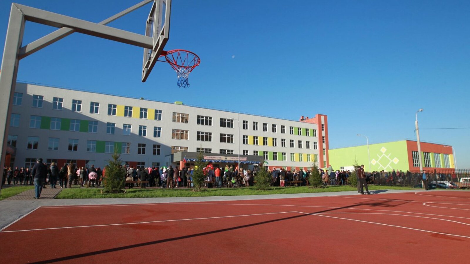 Олег Яровиков