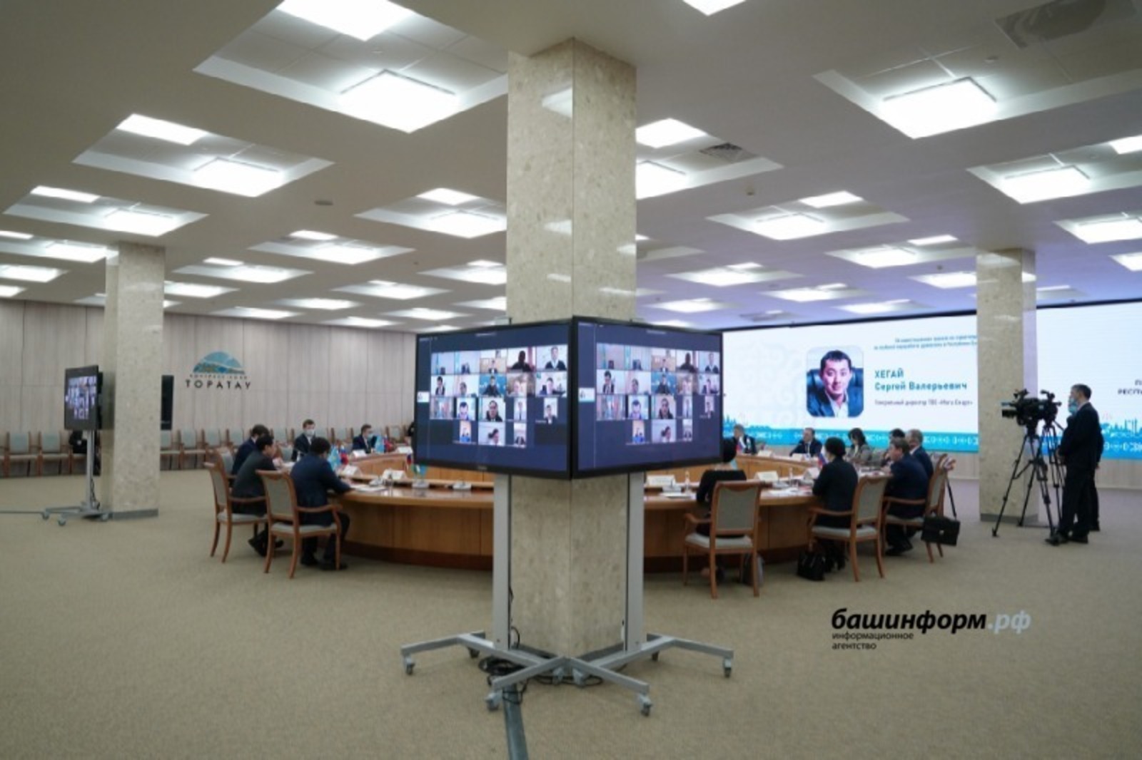 Олег Яровиков