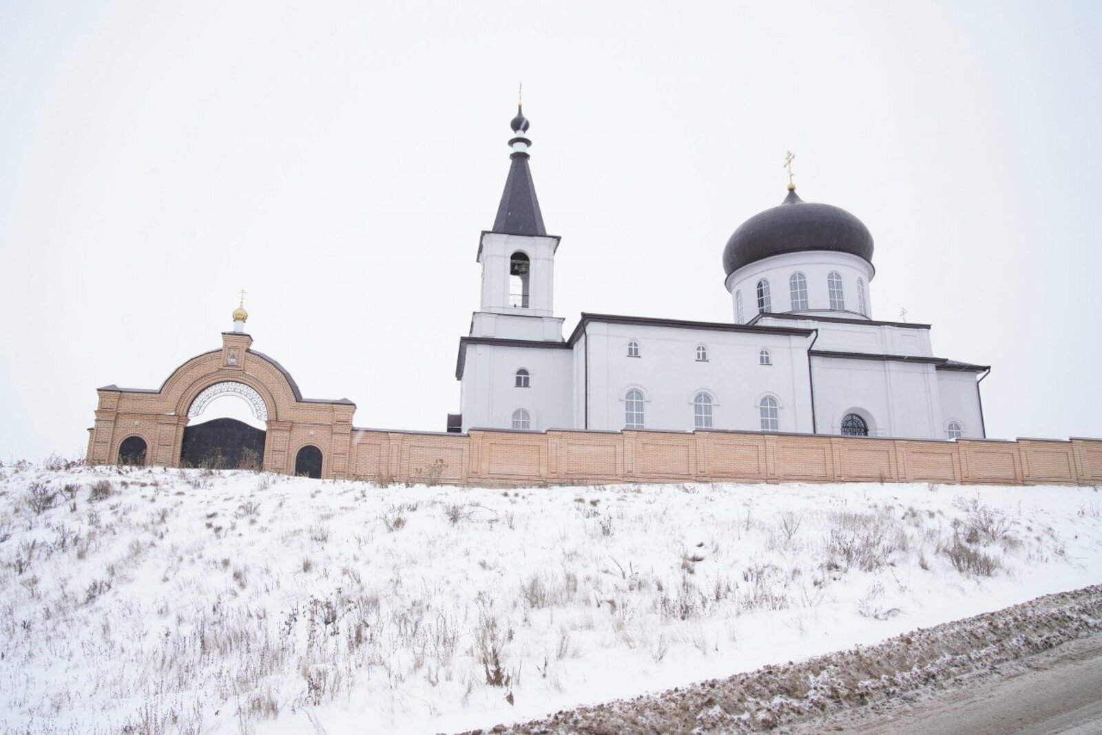 Олег Яровиков