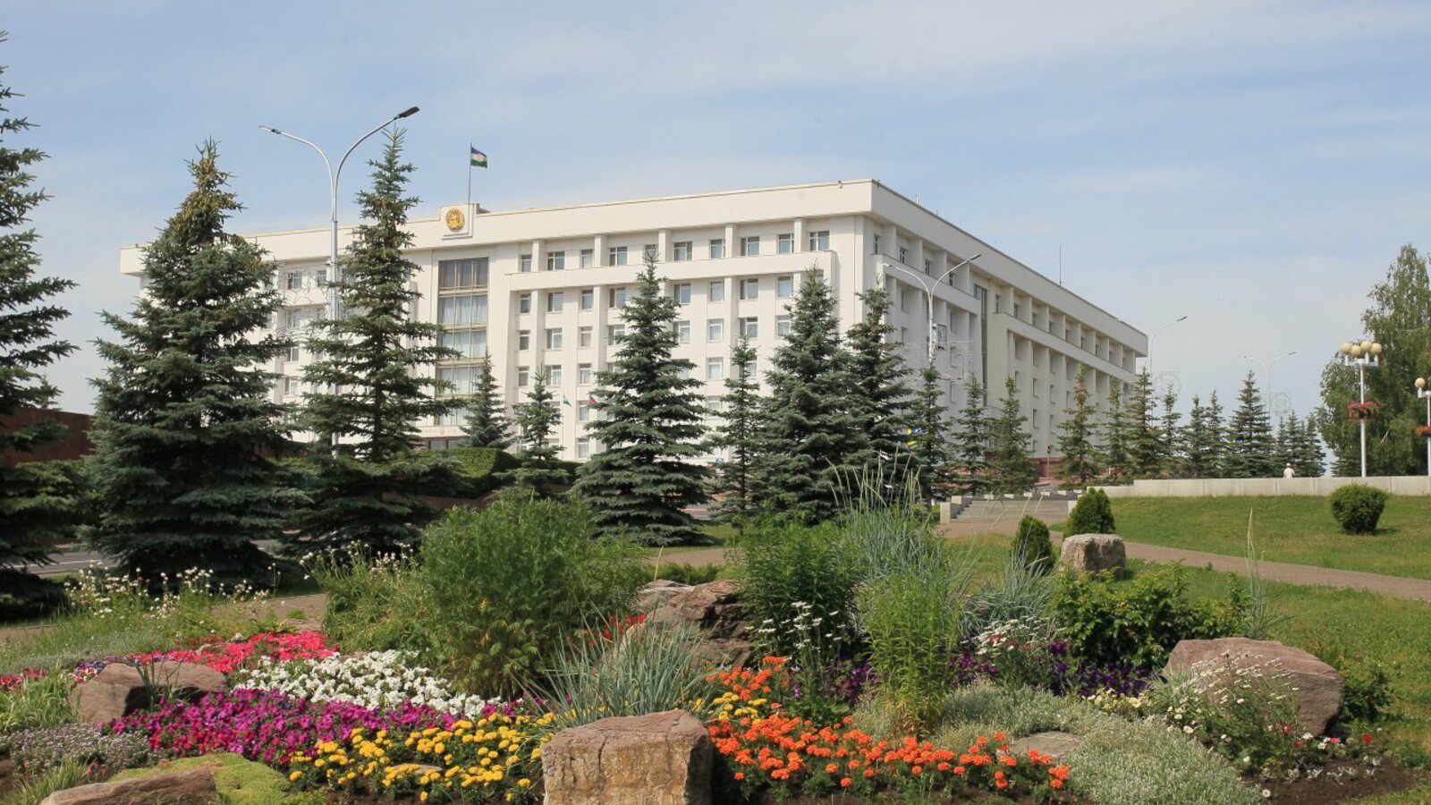 Олег Яровиков