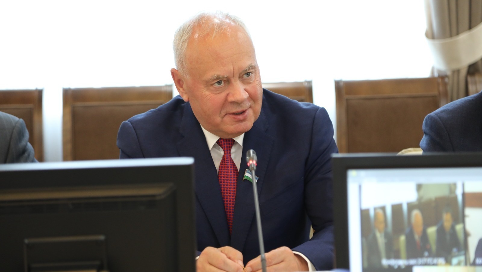 Председателя Госсобрания Башкирии наградили почетной грамотой президента России