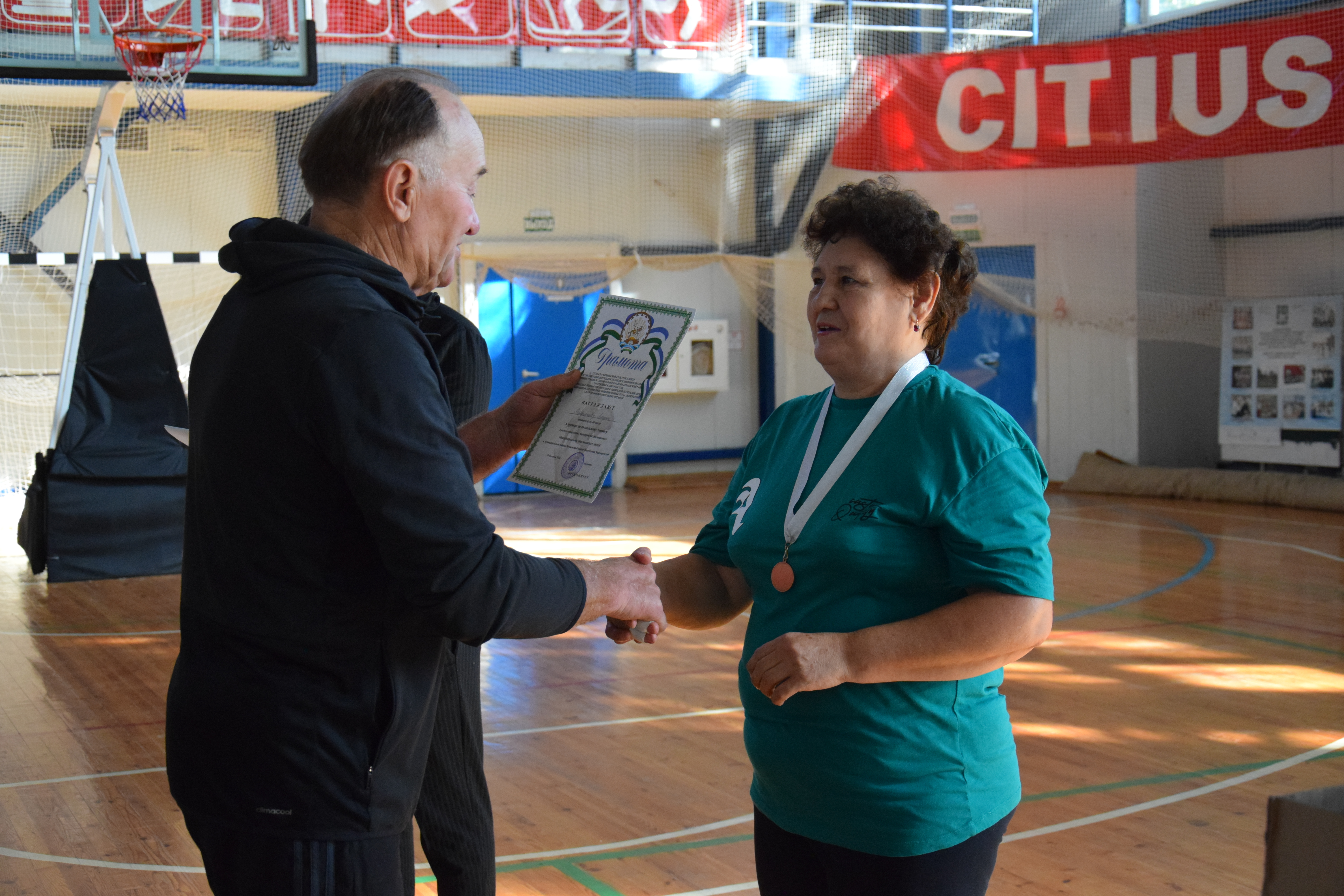 В Бураево прошли спортивные соревнования ко Дню пожилых людей