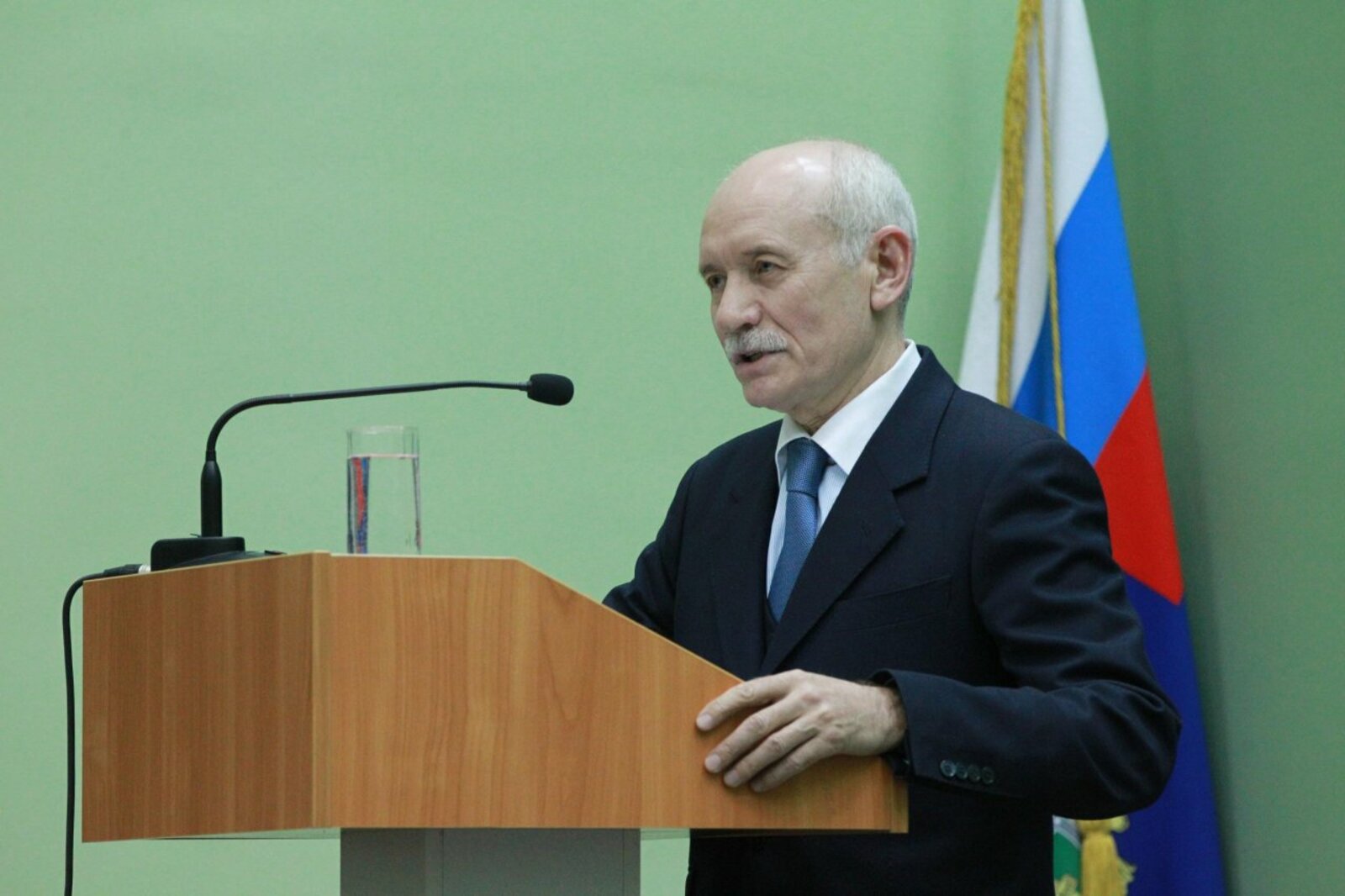 Олег Яровиков
