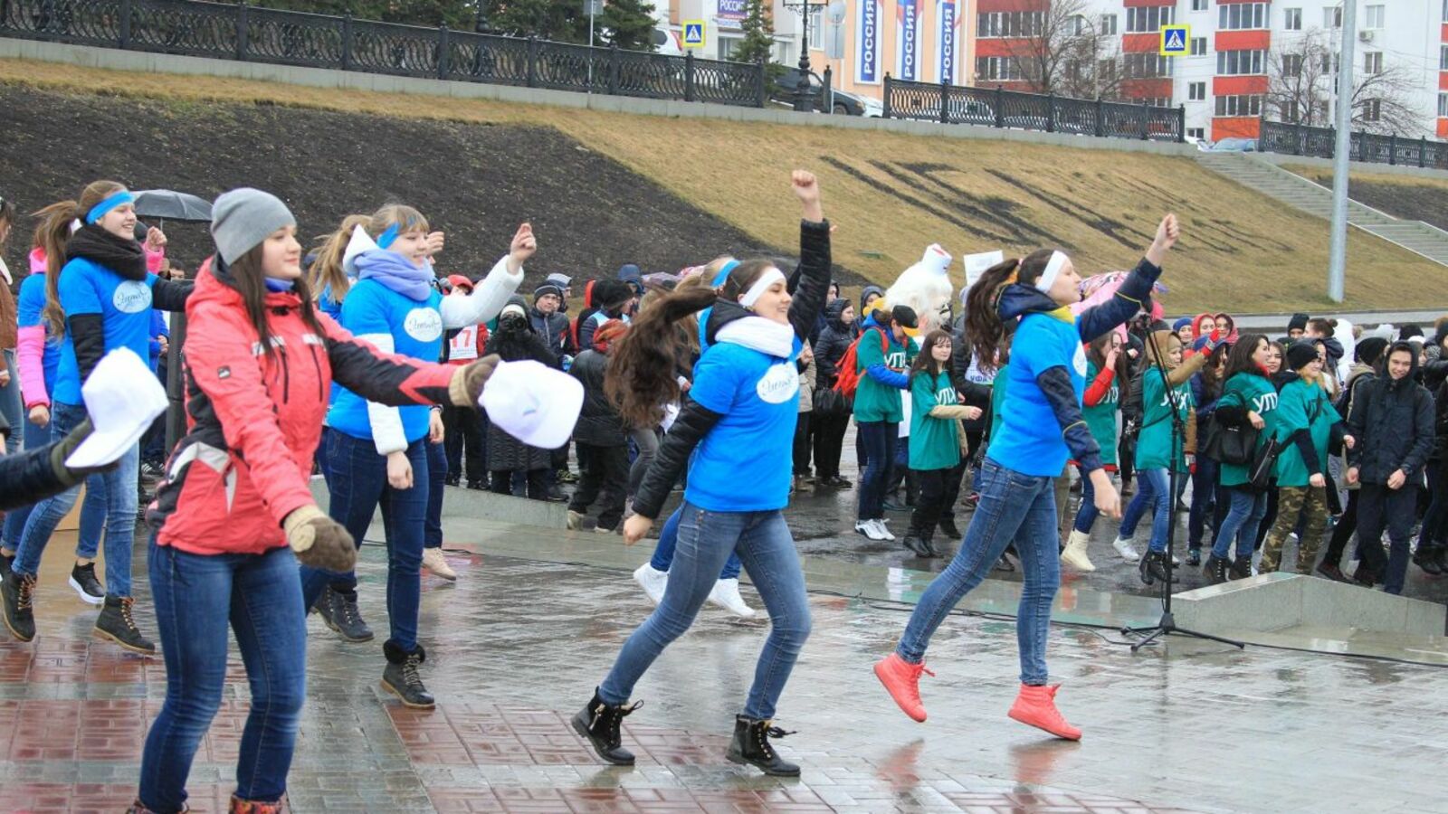 Олег Яровиков