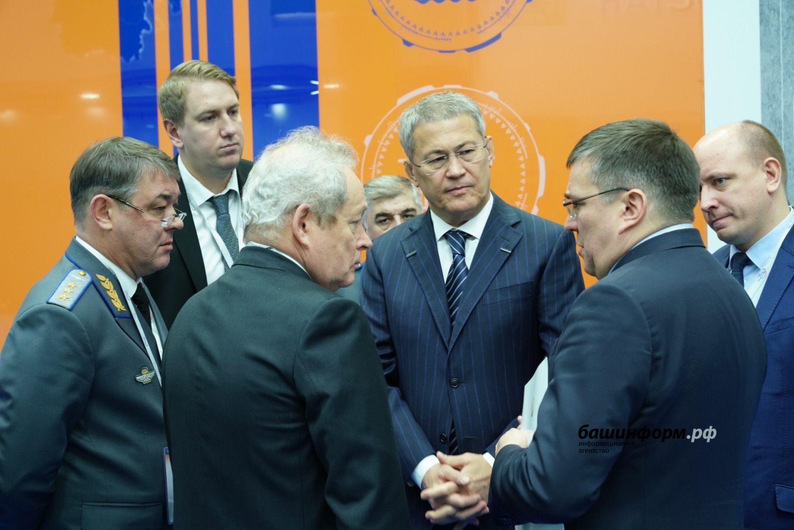 Олег Яровиков