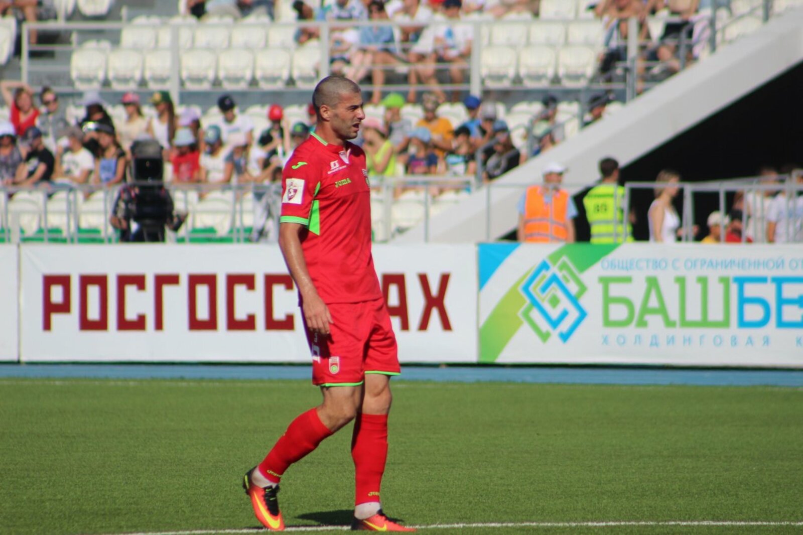 Дмитрий Слезин