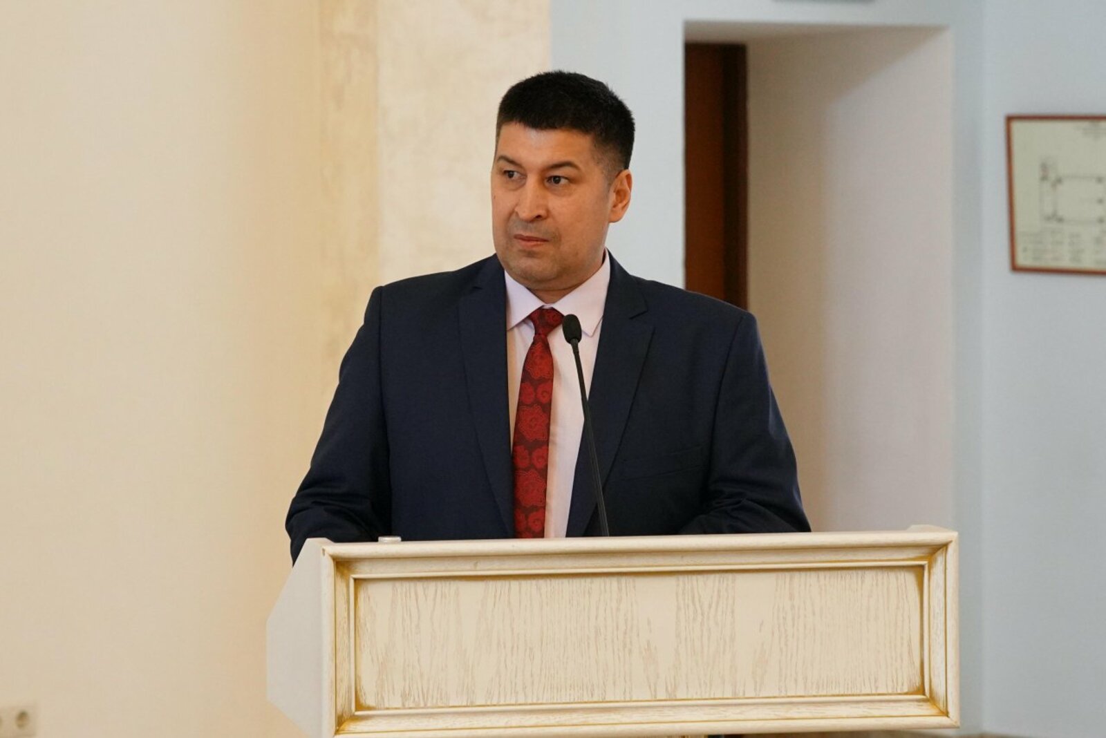 Олег Яровиков