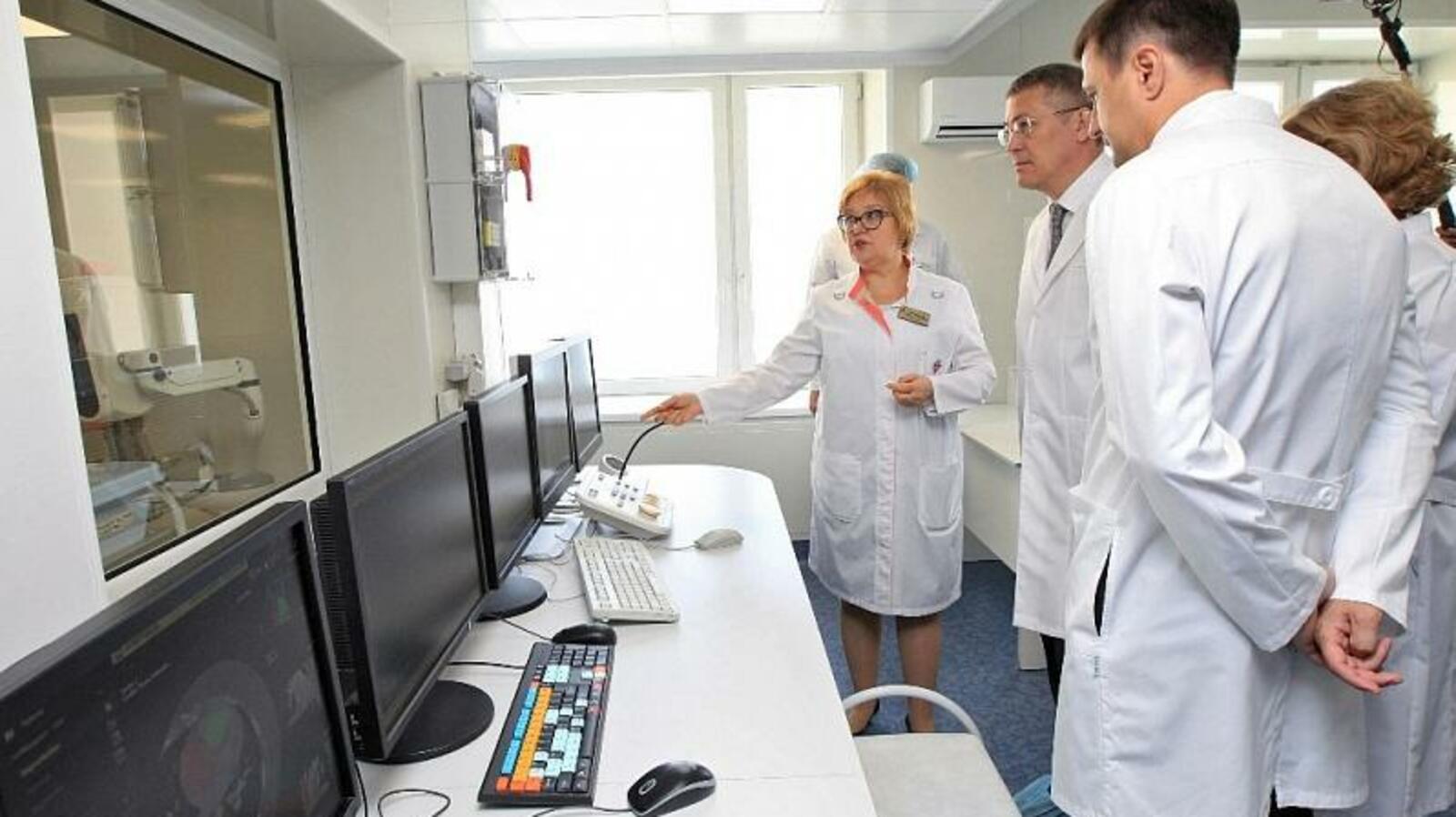 Олег Яровиков