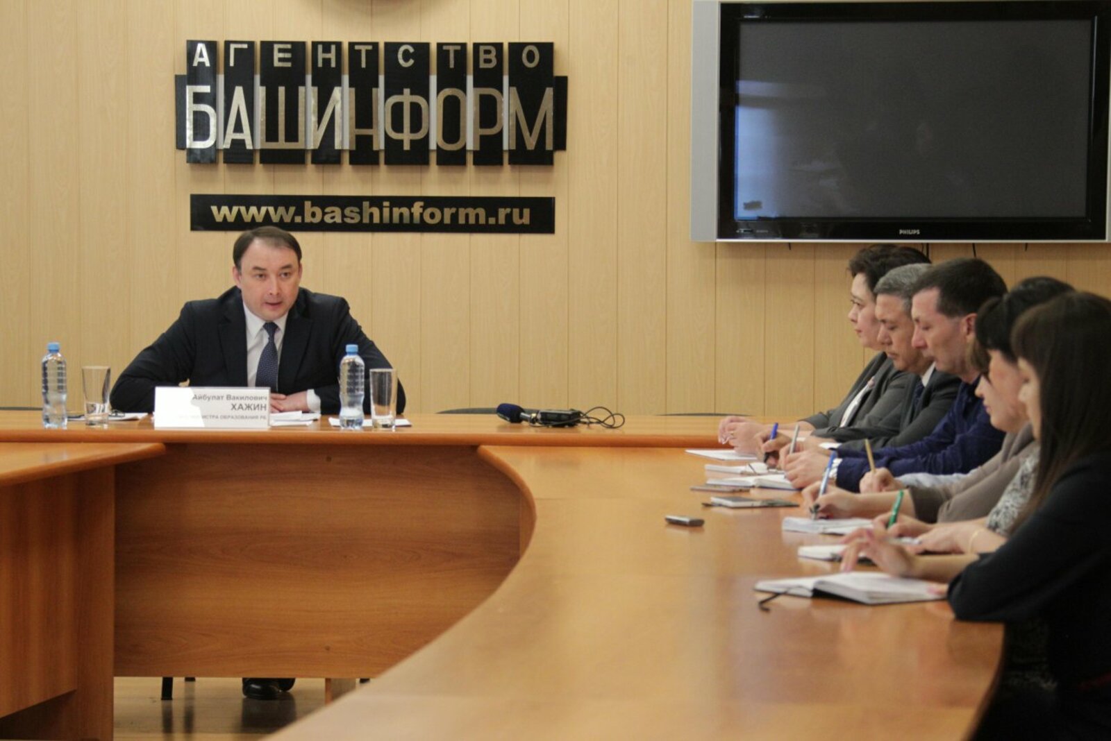 Олег Яровиков