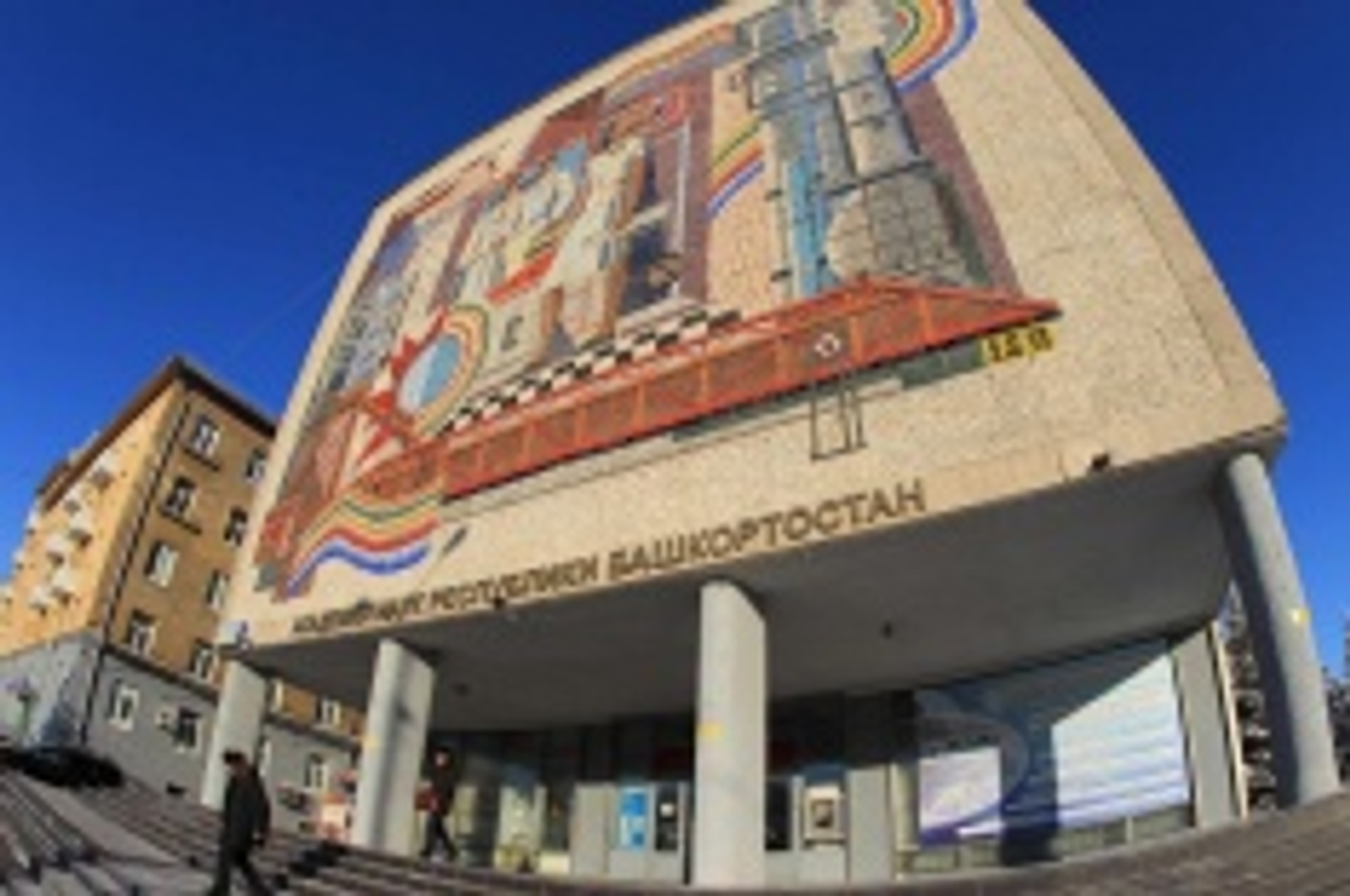 Олег Яровиков