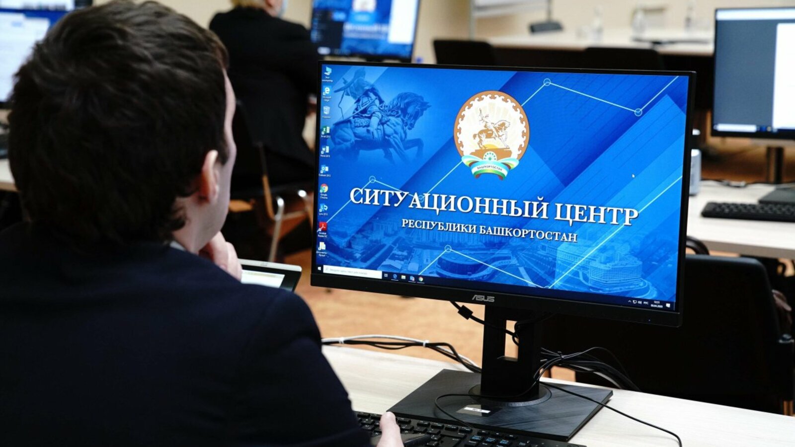 Олег Яровиков