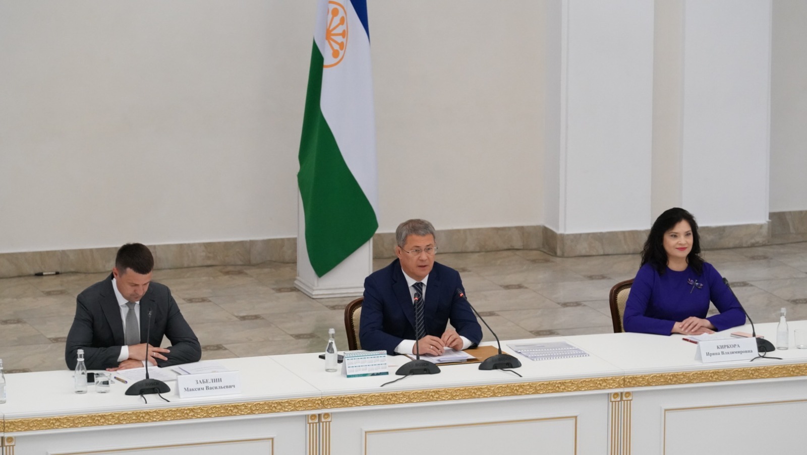 Олег Яровиков