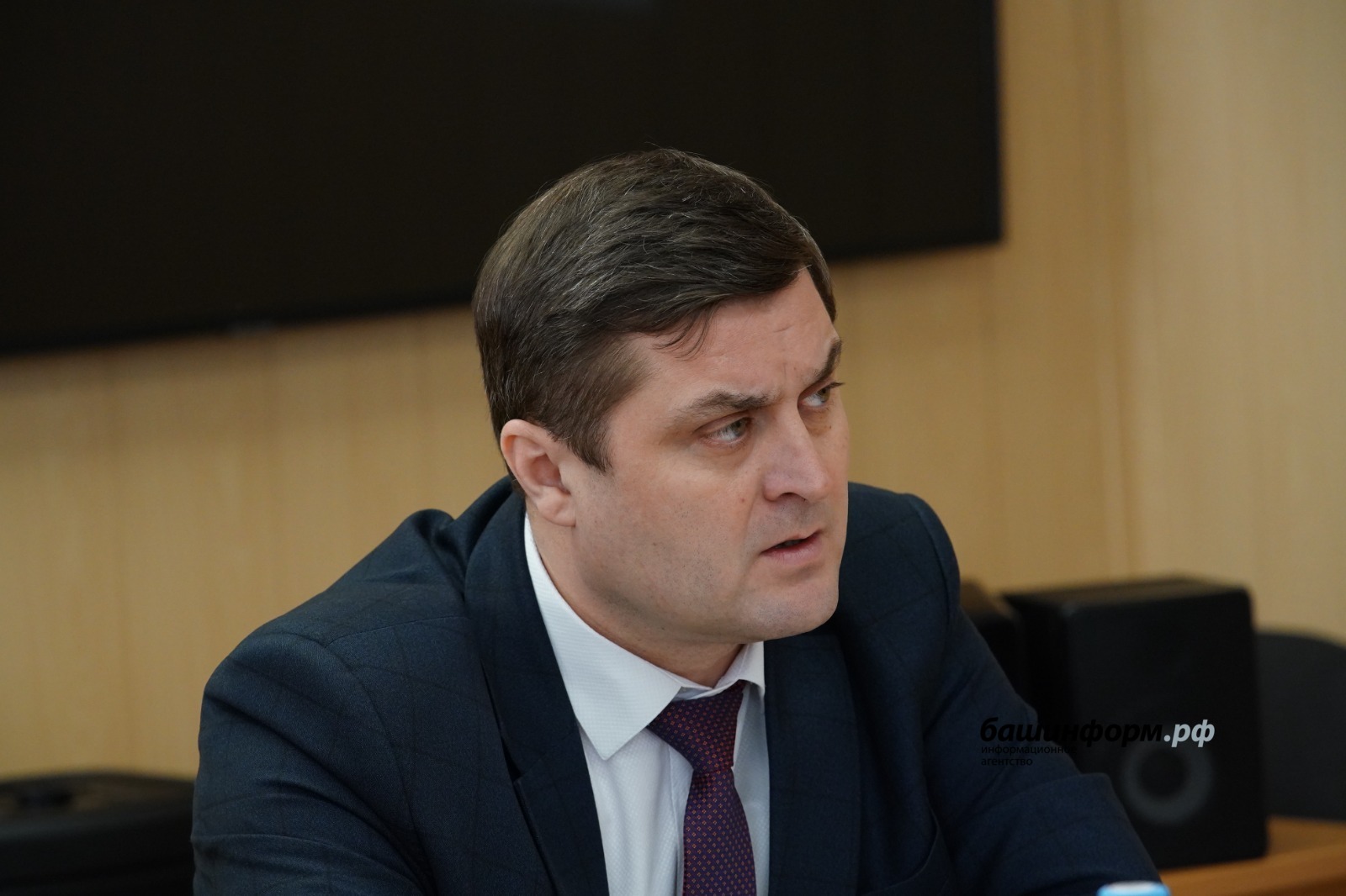 Олег Яровиков